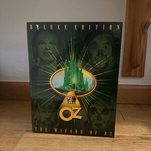 The Wizard of Oz Deluxe Edition